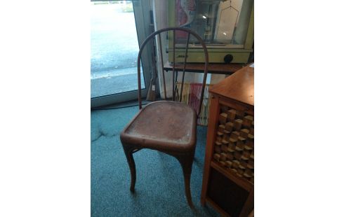 CHAISE TOLIX ANCIENNE