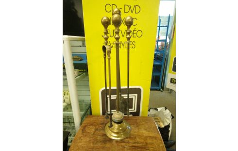 SERVITEUR DE CHEMINEE