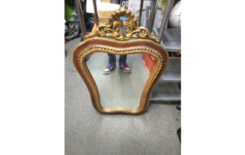MIROIR STYLE LOUIS XV BOIS ET DORE