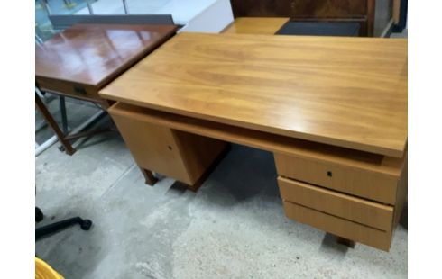 BUREAU 1 PORTE 3 TIROIRS PIED DROIT LEGEREMENT ABIME