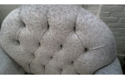 BUTACA. GRIS AMARILLO LA UNIDAD