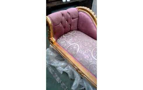 BANK CLEOPATRA GOUD KLEUR STOF ZALMKLEURIG