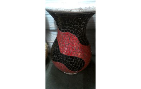 BLOEMPOT ROOD ZWART MOZAIEK GROOT MODEL