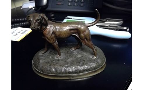 CHIEN BRONZE
