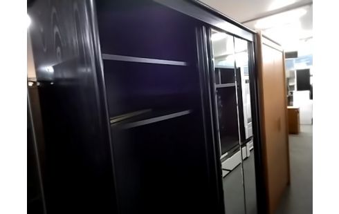 ARMOIRE CELIO 2 PORTES COULISSANTES NOIRES VERRE BISEAUTÉ