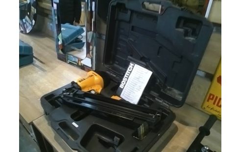 CLOUEUR PNEUMATIQUES OUTIL 3