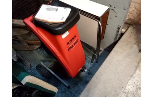 BROYEUR A BRANCHES ATIKA MHA2800