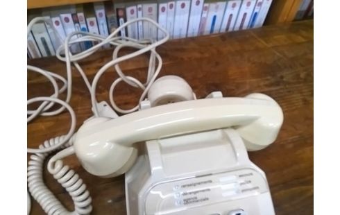 TELEPHONE FIXE ANCIEN