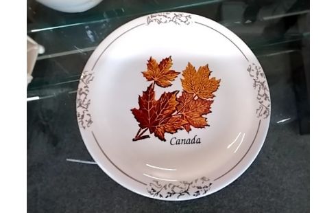 ASSIETTE DECO CANADA