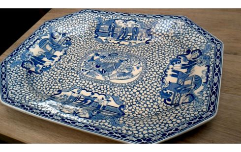 PLATO ADAMS BLANCA AZUL