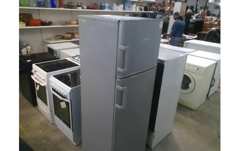 REFRIGERATEUR CONGELATEUR BRANDT GRIS