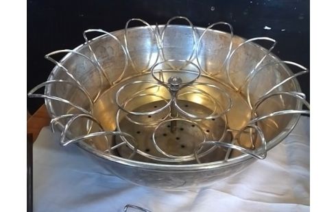 RAFRAICHISSEUR A VIN (UNE PETALE DESOUDE)