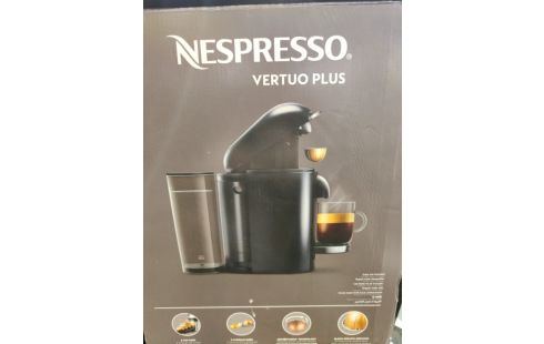 CAFETIERE NESPRESSO VERTUO PLUS ETAT NEUF .