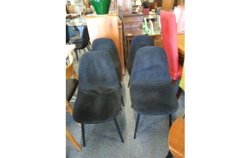 CHAISE VELOURS COTELE NOIR LOT DE 4