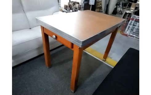 TABLE ANNÉE 50-60
