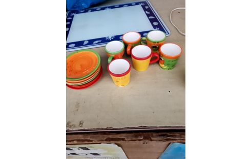 LOT DE TASSES+SOUSTASSES