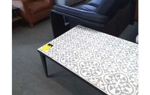 TABLE BASSE FER ET CARRELAGE