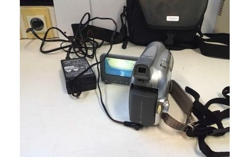 CAMESCOPE CANON MV901 AVEC SACOCHE