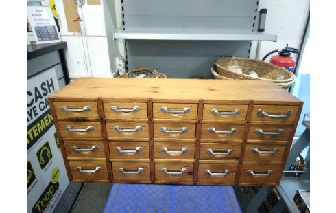 MEUBLE SAPIN 20 TIROIRS