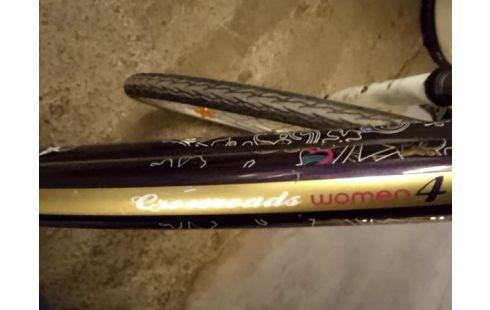 VELO DE FEMME CROSSROAD WOMAN 4