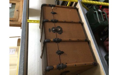 MALLE BRUNE BOISERIE BLONDIN