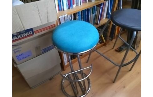 TABOURET DE BAR BLEU