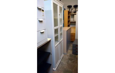 VITRINE BIBLIOTHEQUE 2 PORTES IKEA