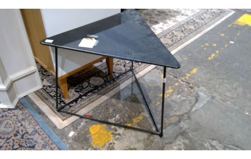 MESA SOFÁ TRIANGULAR