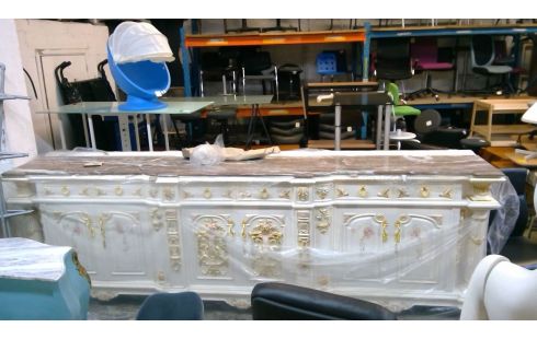 BUFFET STYLE BAROQUE