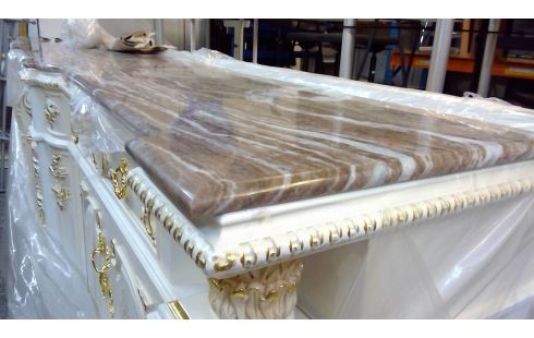 BUFFET STYLE BAROQUE