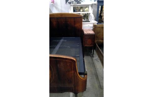 2PERS BED ARTDECO AUPING/2NACHTKAST