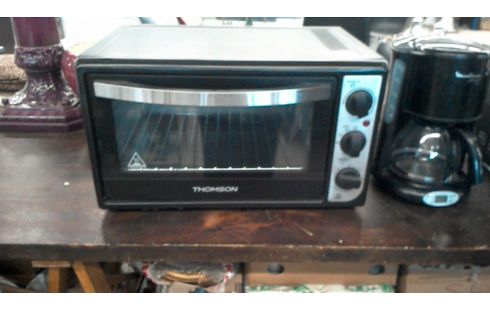 HORNO ELÉCTRICO THOMSON