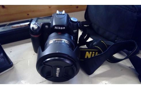 FOTOTOESTEL NIKON D80 MET TOEBEHOREN