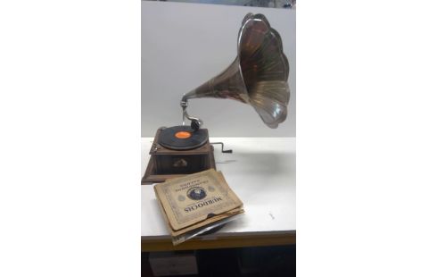 GRAMOPHONE