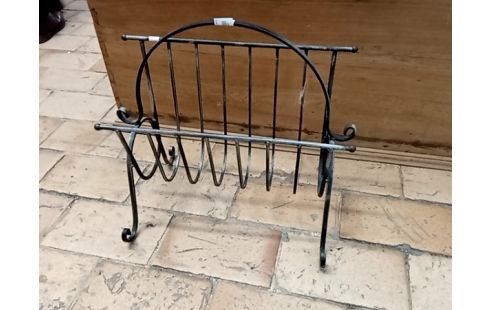 PORTE JOURNAUX FER FORGE SUPPORT