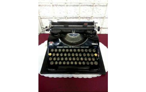 SCHREIBMASCHINE <GROMA MODELL N> SCHWARZ