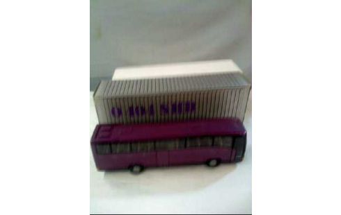 MODELLBUS <MERCEDES BENZ 0 404 SHD 1:43>