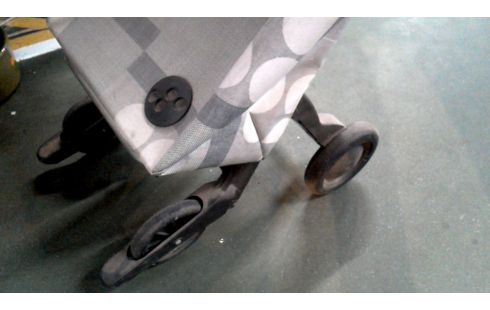 CADDIE A PROVISION A ROULETTE