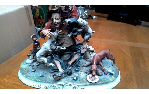 STATUE CAPO DI MONTE MANN MET PORZELLAN