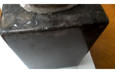 ESTATUA ORIENTAL GRANITO