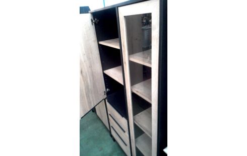 BUFFETKAST. 2 DEUREN