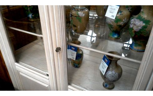 VITRINEKAST CERUSE 2 DEUREN GESLEPEN GLAS