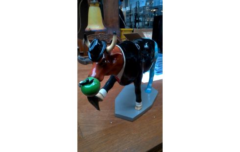 STATUETTE, , VACHE STYLE