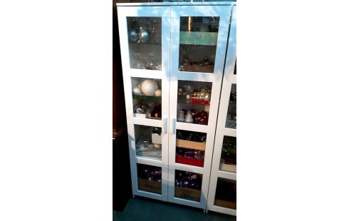 VITRINEKAST WIT IKEA BRIMNES 2 DEUREN PER STUK