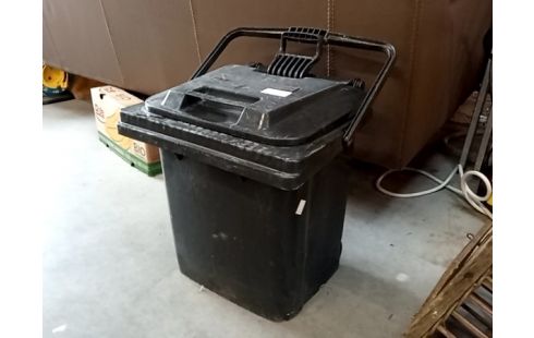 POUBELLE PVC NOIRE A ROULETTES