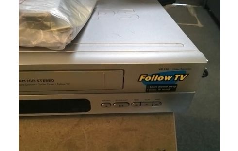 MAGNETOSCOPE PHILIPS PERITEL VR 550