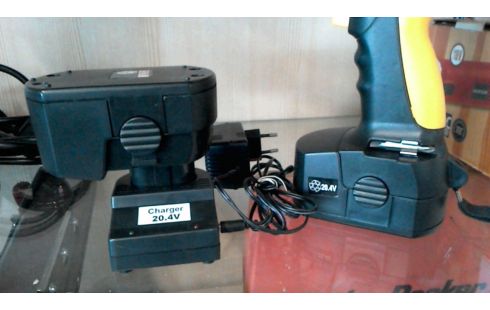 PERCEUSE VISSEUSE SUR BATTERIE 20,4V