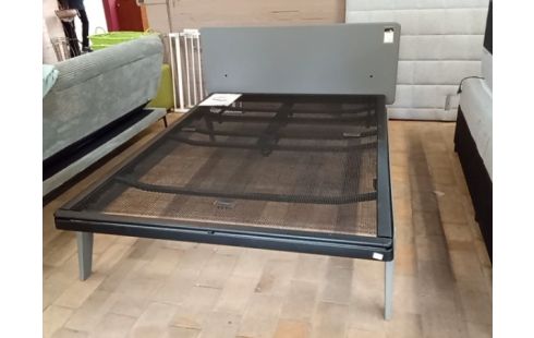 SOMMIER AUPING 140X200 ETAT NEUF