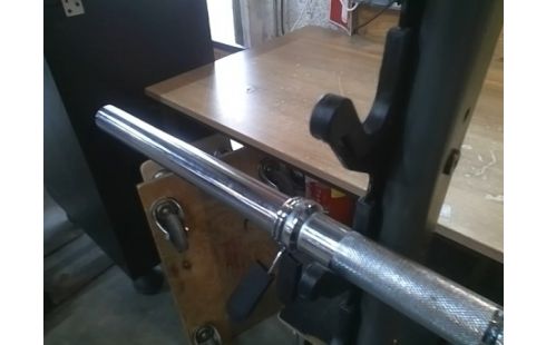 BARRE DE MUSCULATION SANS POIDS