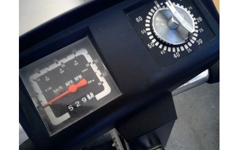 VELO D'APPARTEMENT VINTAGE FONCTIONNEL BICOLORE